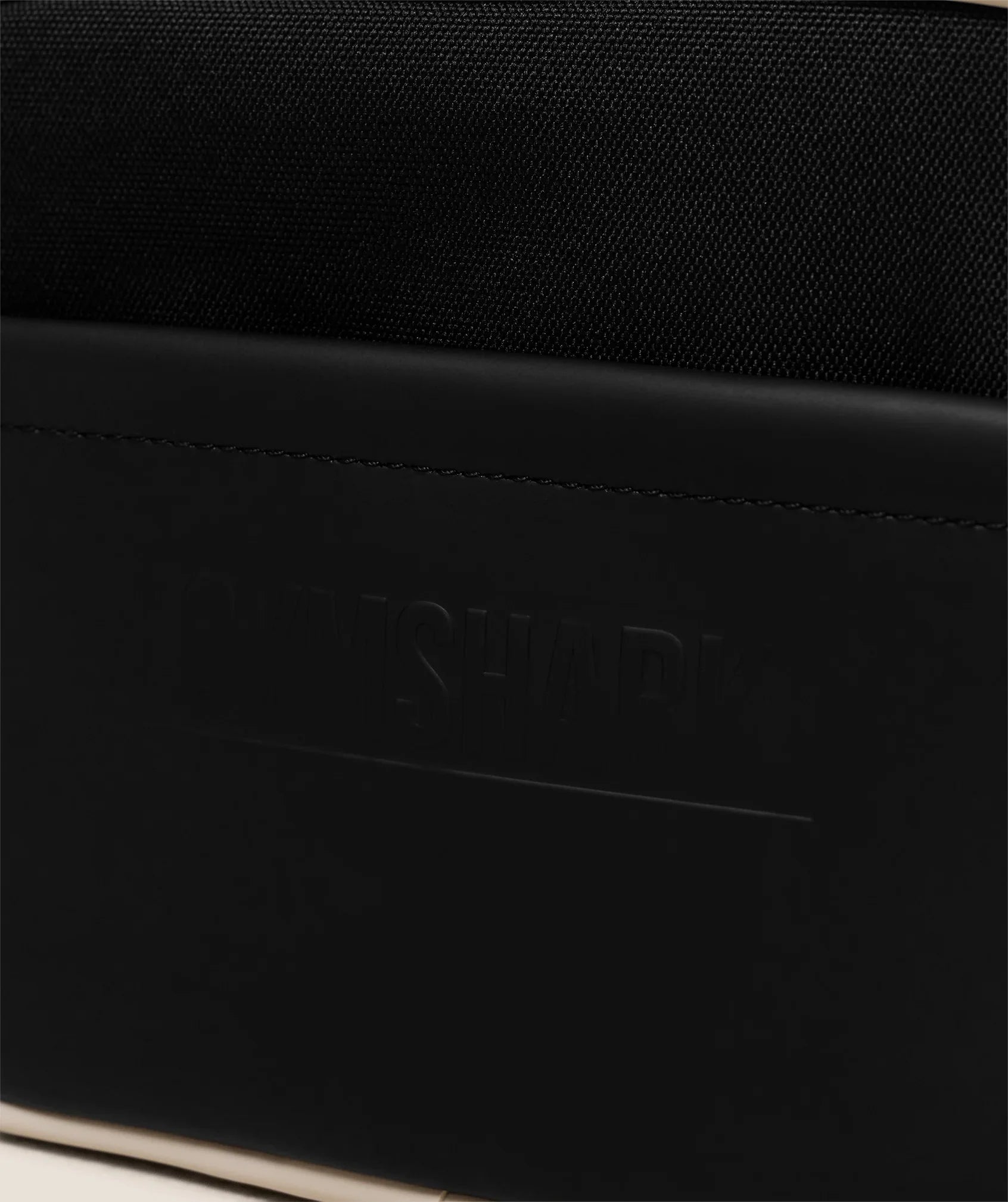 Bag para smatphone Gym Carmine black LANÇAMENTO SETEMBRO 2025