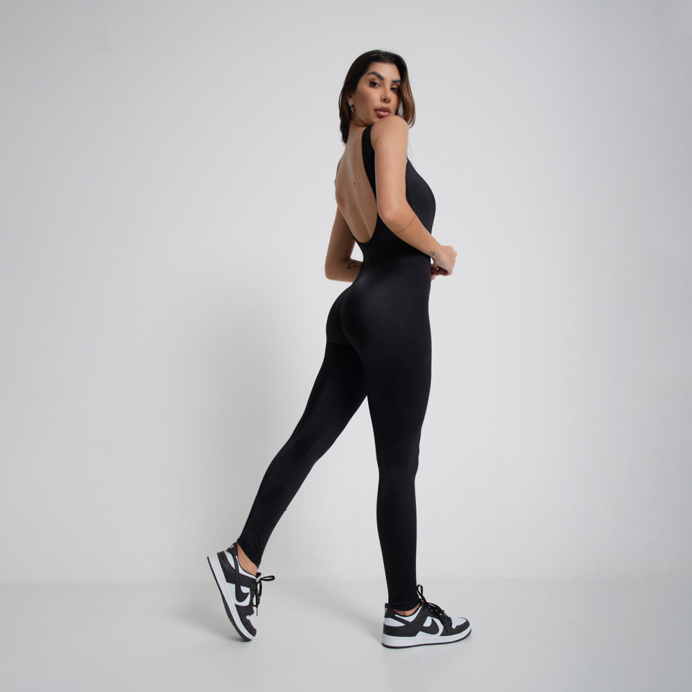 Macacão Fitness Energy Preto Decotado